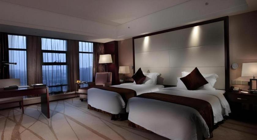 White Swan Hotel Changsha Exteriör bild