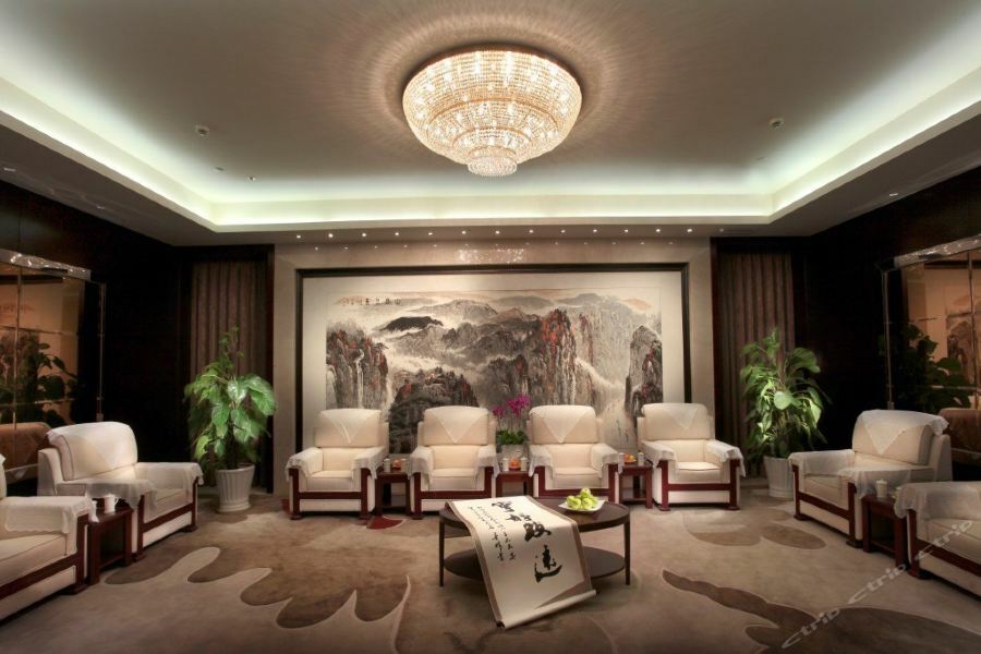 White Swan Hotel Changsha Exteriör bild